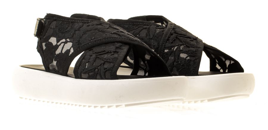 Andrea Montelpare Macrame Sandals