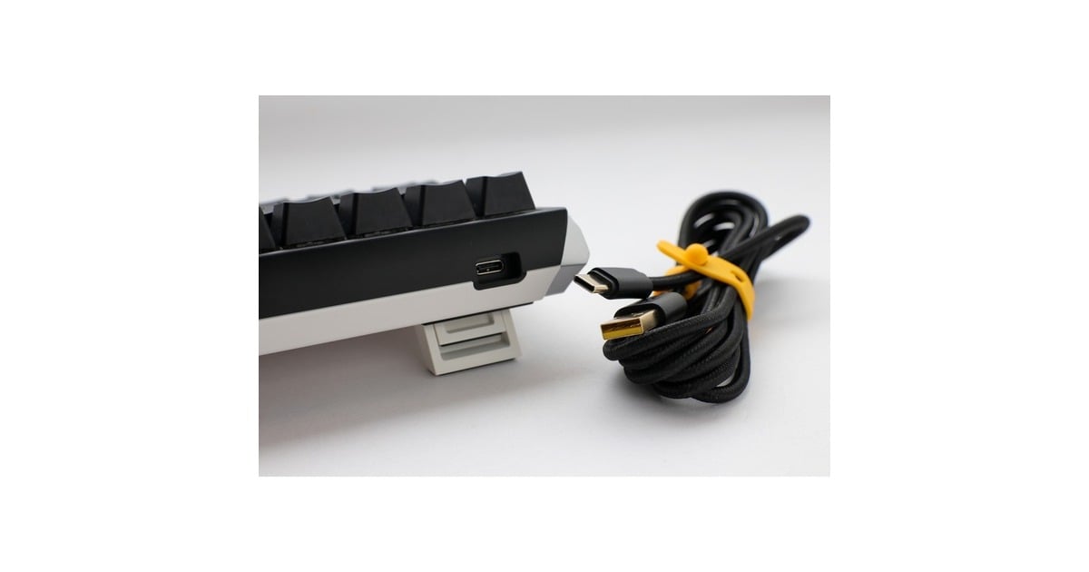 DuckyOne 3 Classic Mini, toetsenbord  (Zwart/wit, US lay-out, Cherry MX Brown, RGB led, Double-shot PBT, Hot-swappable, QUACK Mechanics, 60%)