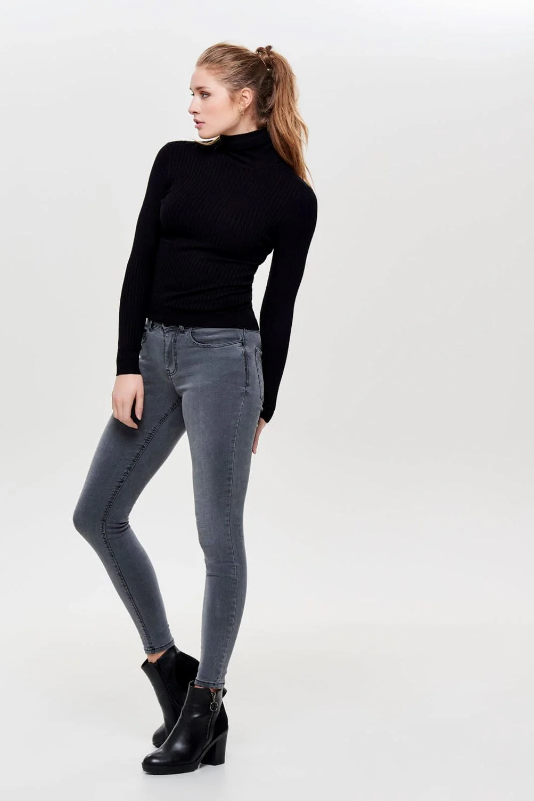 Only Onlkarol L/S Rollneck Pullover Knt 2898087 black