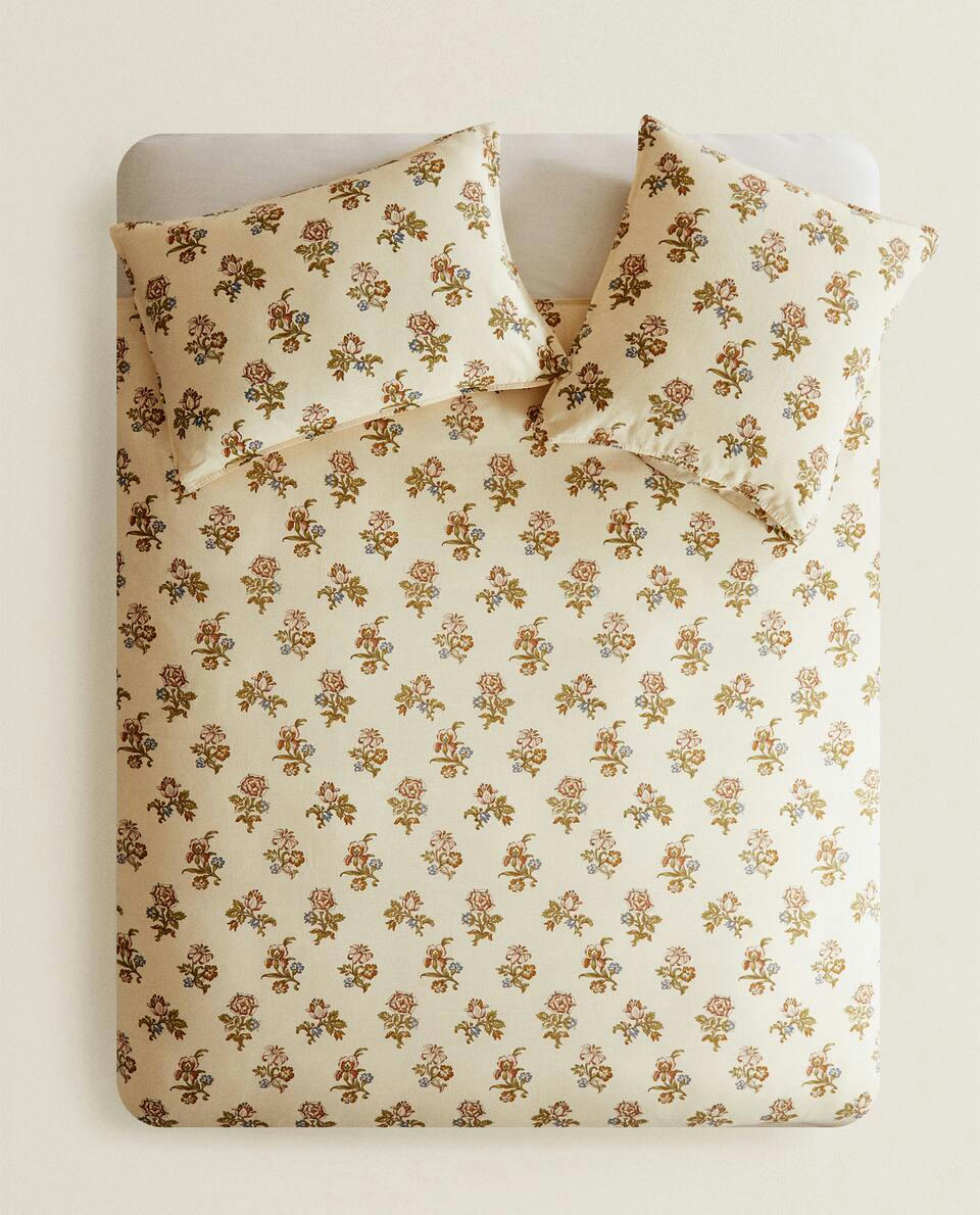 CAPA DE EDREDOM COM ESTAMPA FLORAL