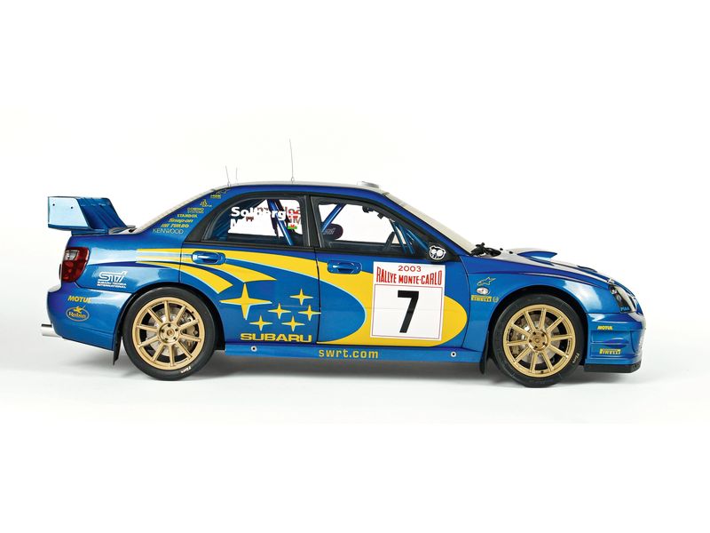 IXO Models Premium Kit Subaru Impreza Rally MC 2003 1:8 Detailgetreuer Standmodellbausatz im Massstab 1:8