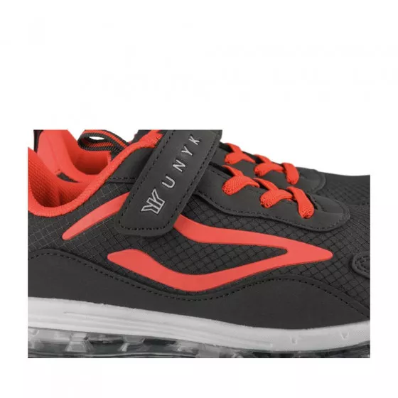 Baskets NOIR UNYK