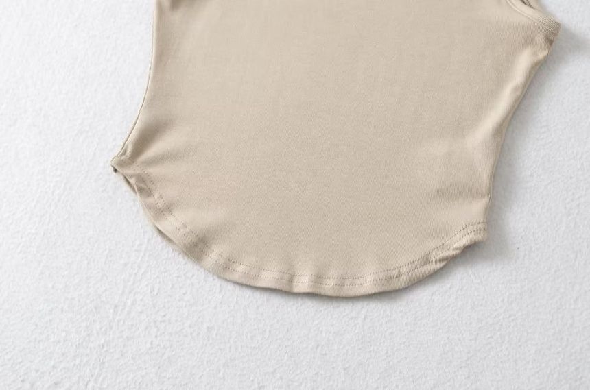 Flotto - Tanktop met lage hals en effen crop top