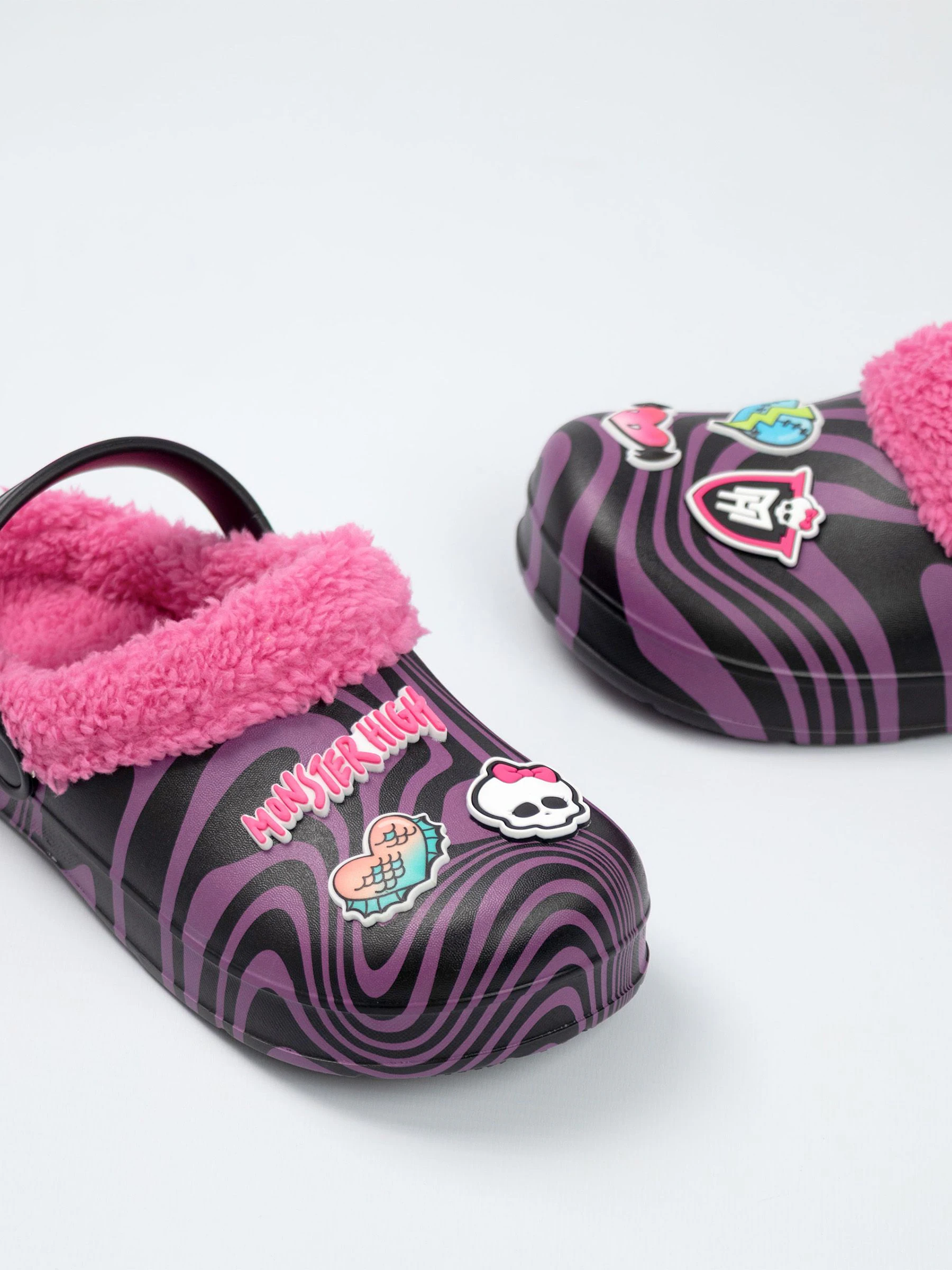 Vanilla Underground Monster High Slippers