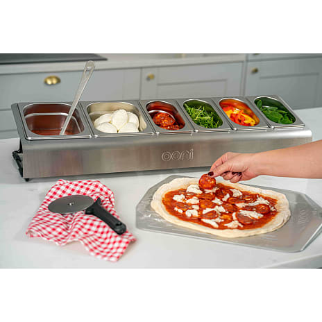 Ooni pizzatopping station
