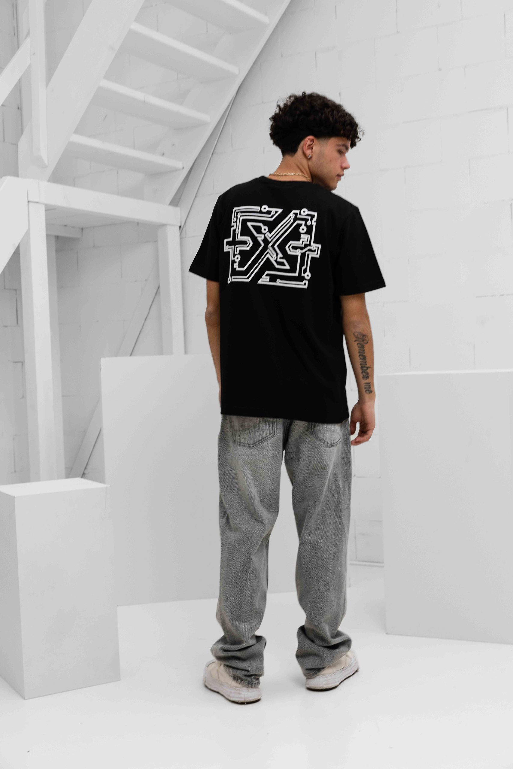 XPLCT Hard Disk T-Shirt Heren Zwart