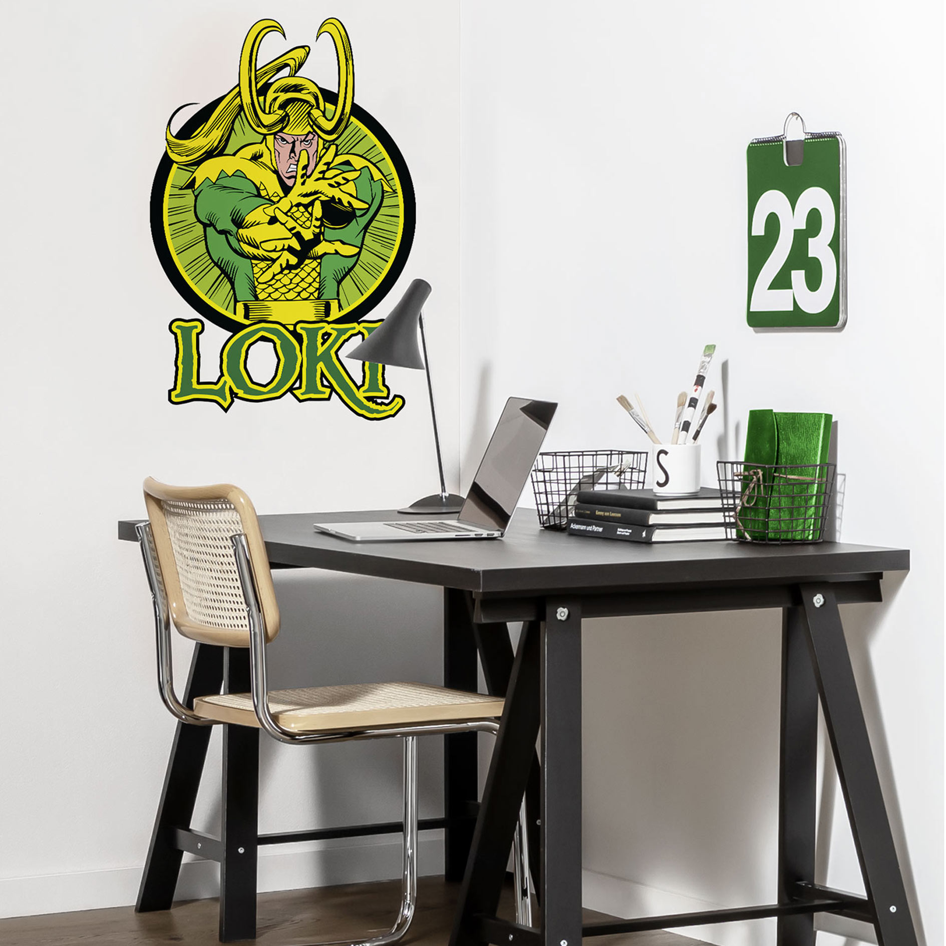 Wandtattoo LOKI COMIC CLASSIC - grün-gelb-schwarz - 50x70 cm