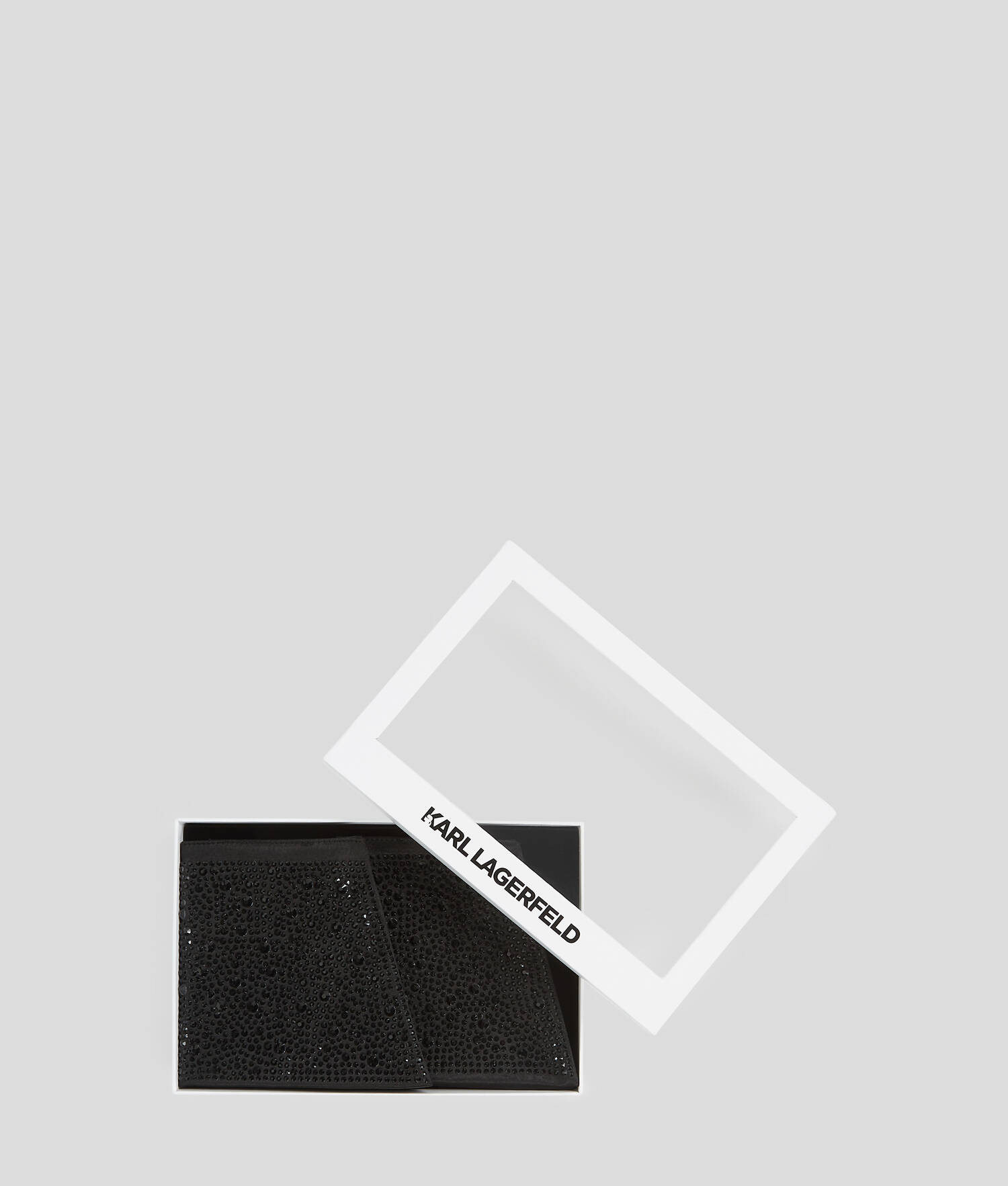 MANCHETTES À STRASS SÉLECTIONNÉES PAR HUN KIM - Embellissement noir