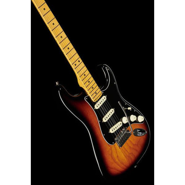 Fender AM Ultra Luxe Strat MN 2CS
