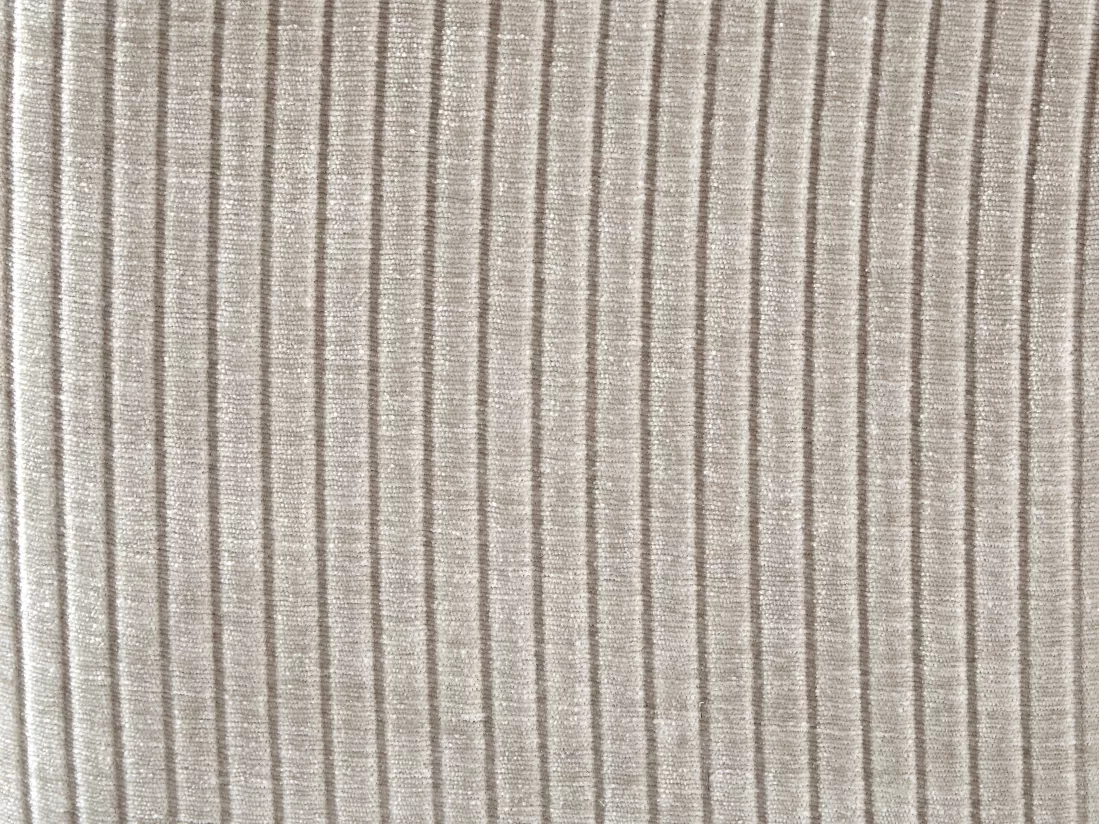 Canapé d'angle droit et pouf en velours côtelé beige TIRONO de Maison Céphy