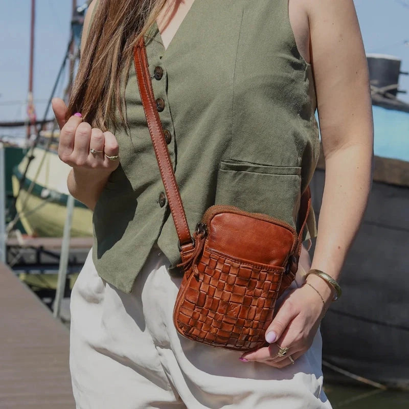 Bear Design Shoulderbag Saske Cognac