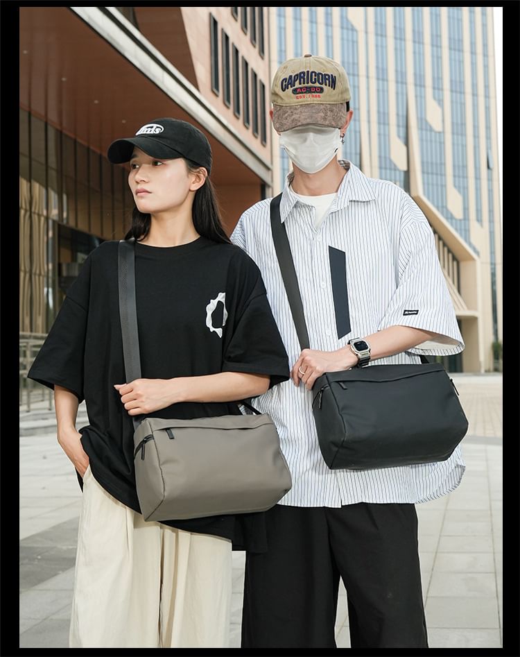 Wavecho - Effen crossbodytas met rits