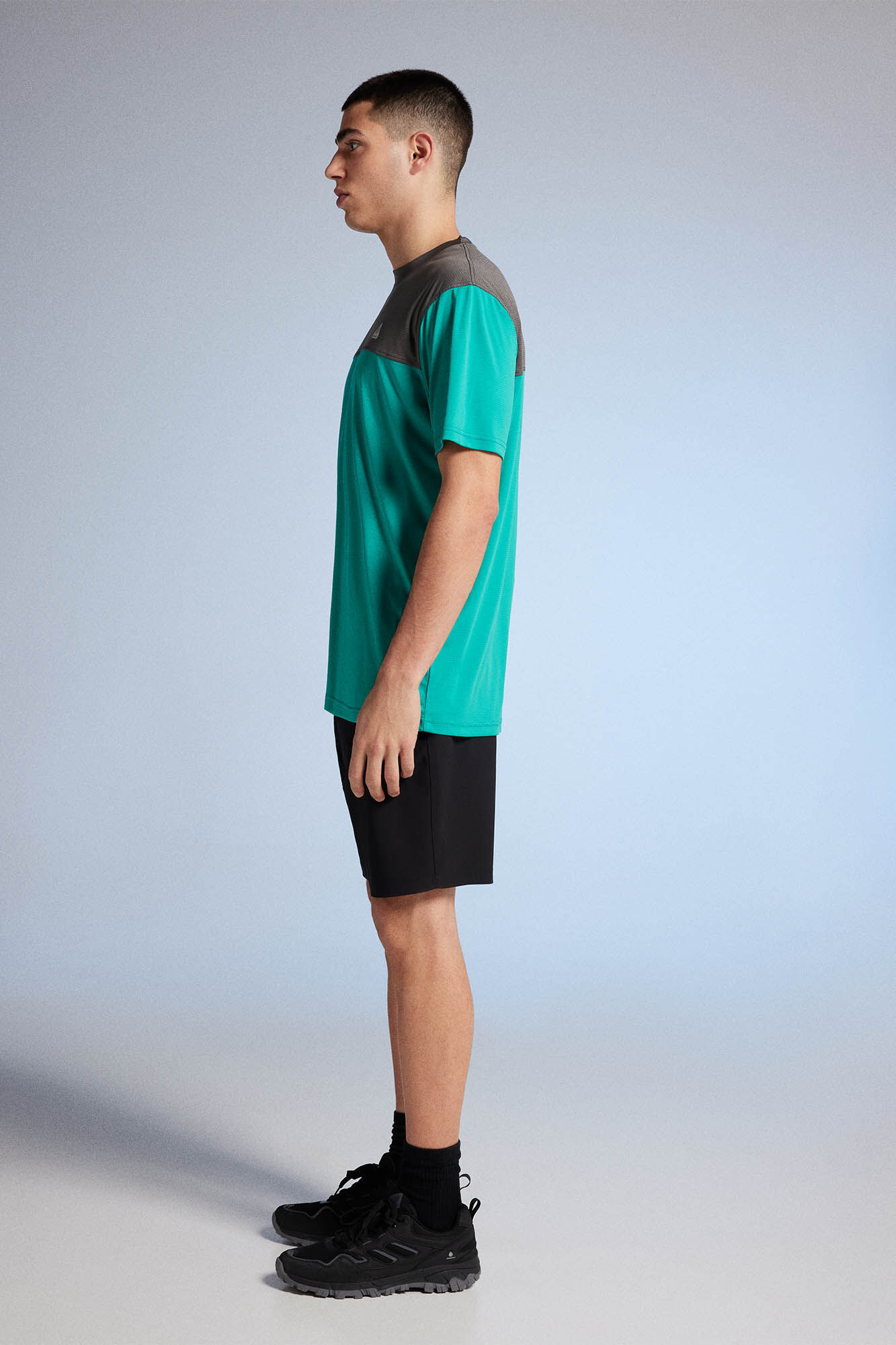 Camiseta cortes outdoor - verde