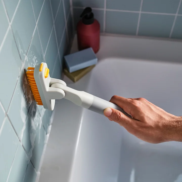 Joseph Joseph - CleanTech Bürstenset mit Scheuerbürste und Fliesenbürste, light stone