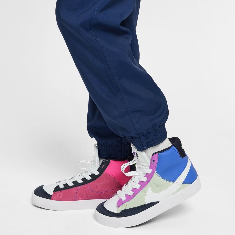 Nike Sportswear Club