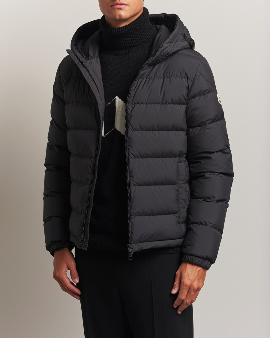 Moncler Laveraet Down Jacket Black