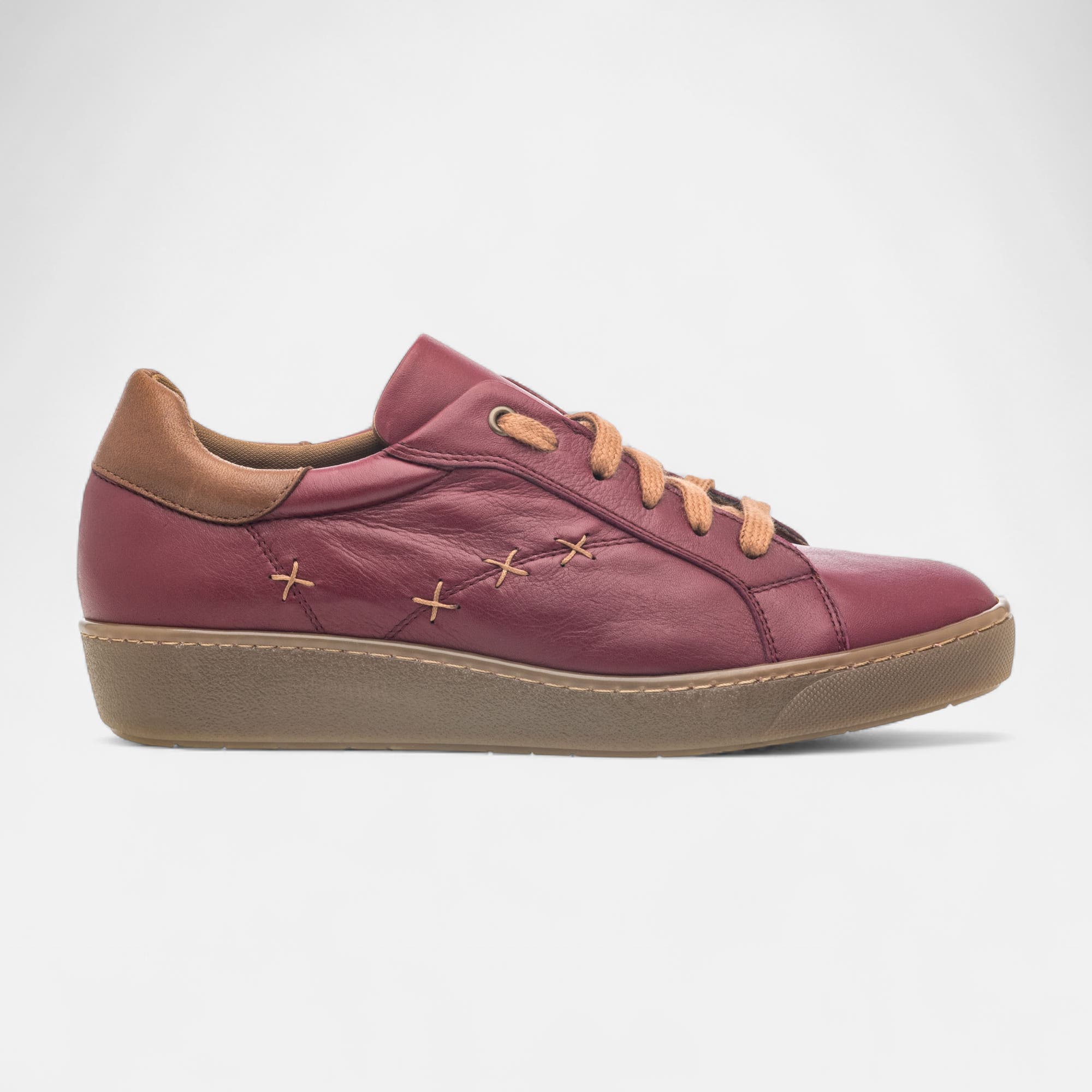 Baskets basses Femme en cuir bordeaux