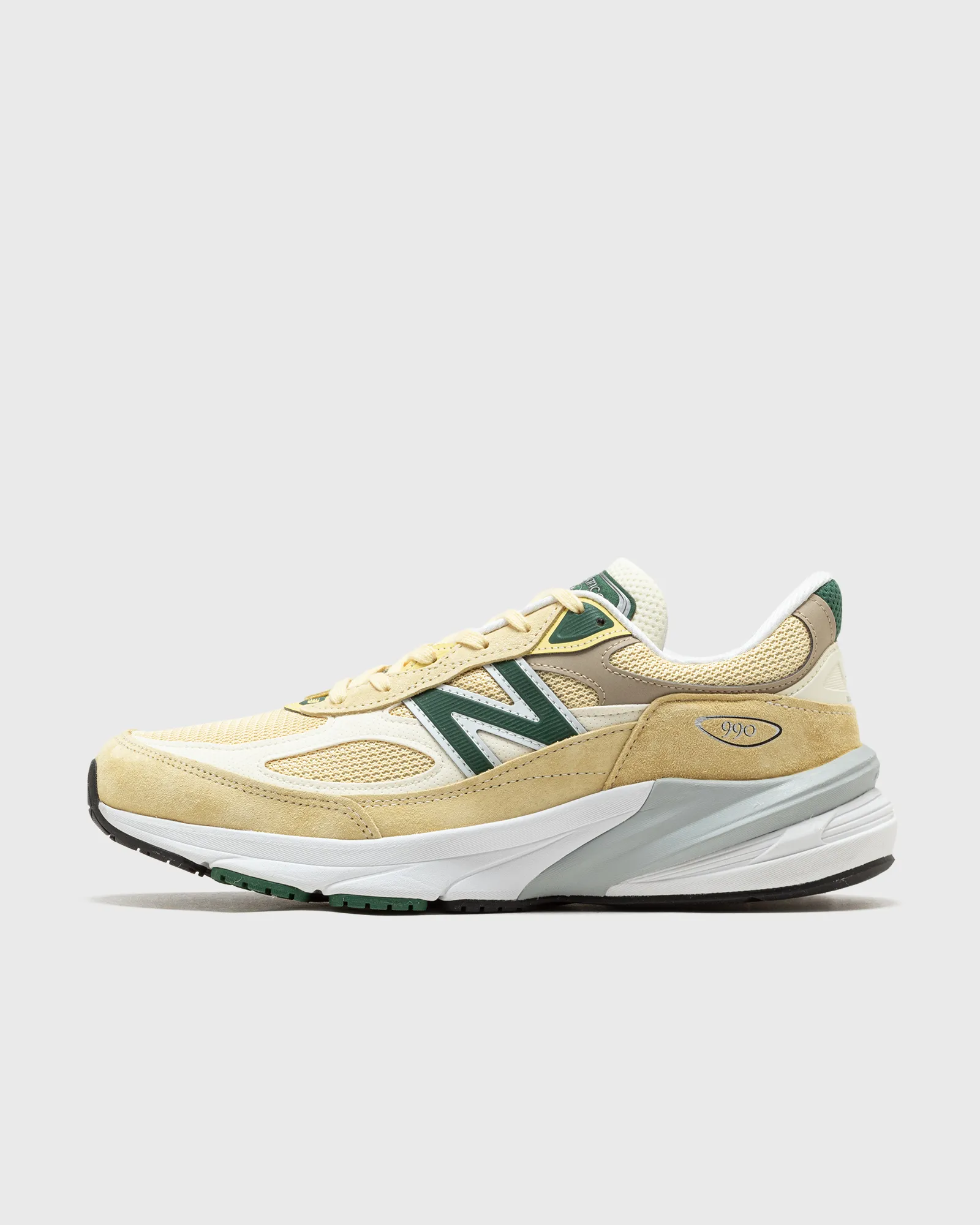 New Balance 990