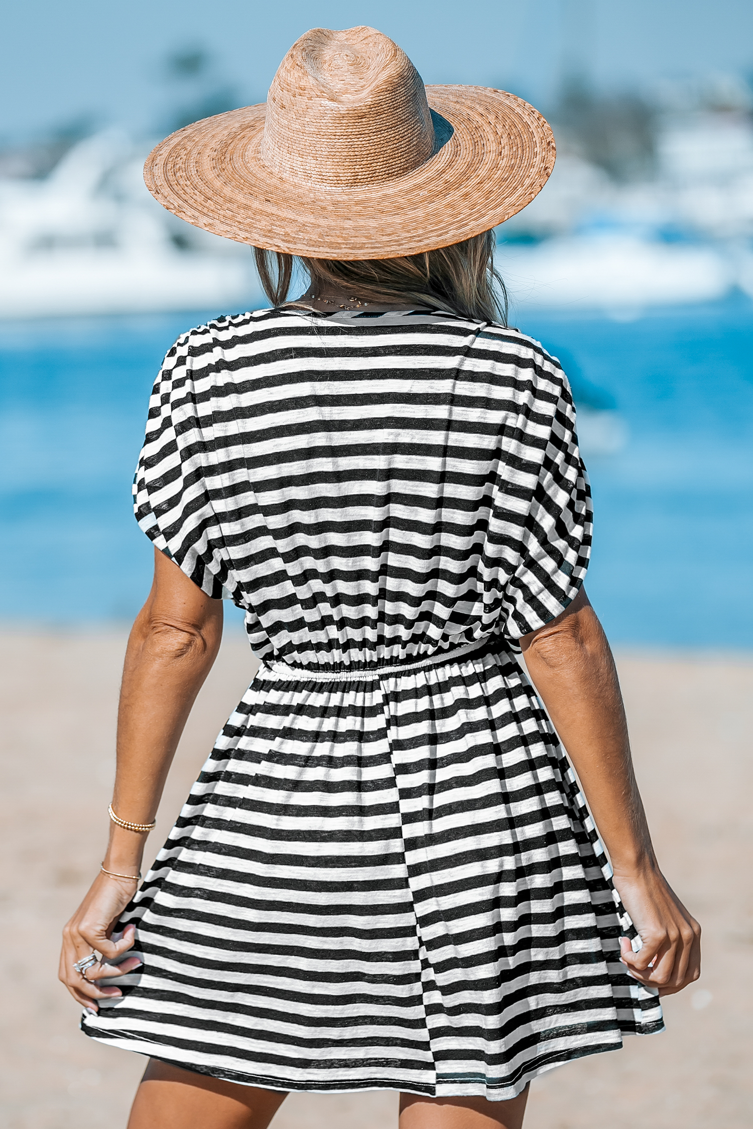 Robe cover up en jersey à manches dolman et rayures noires