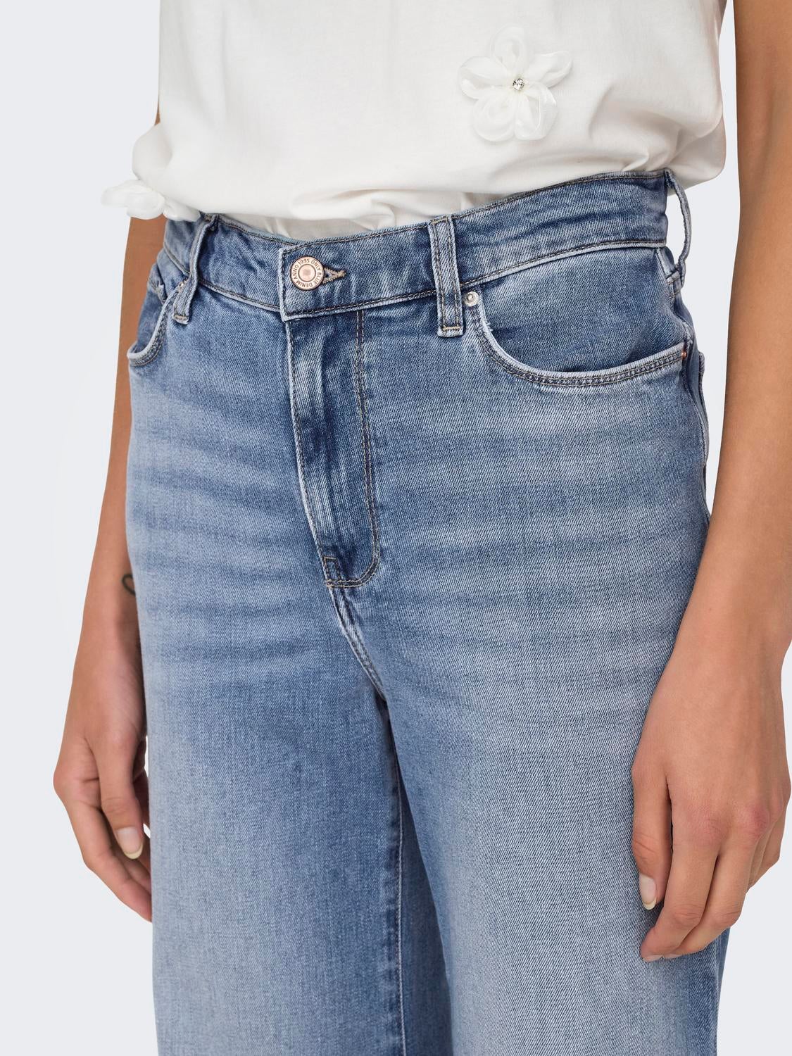 ONLPATRICIA Hohe Taille Ausgestellt Jeans Medium Blue Denim