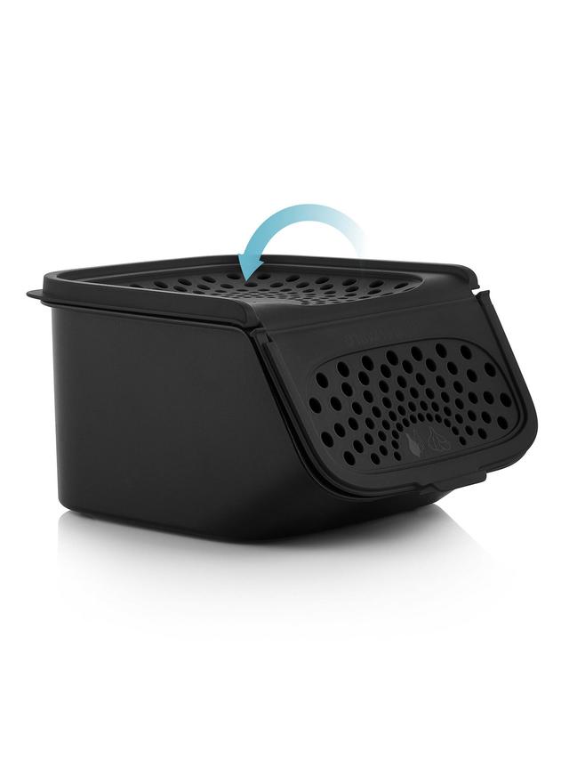 Die Tupperware GarlicSmart hält Knoblauch länger frisch und bietet mit ihrem stapelbaren, BPA-freien Design effiziente Organisation für jede Küche.
