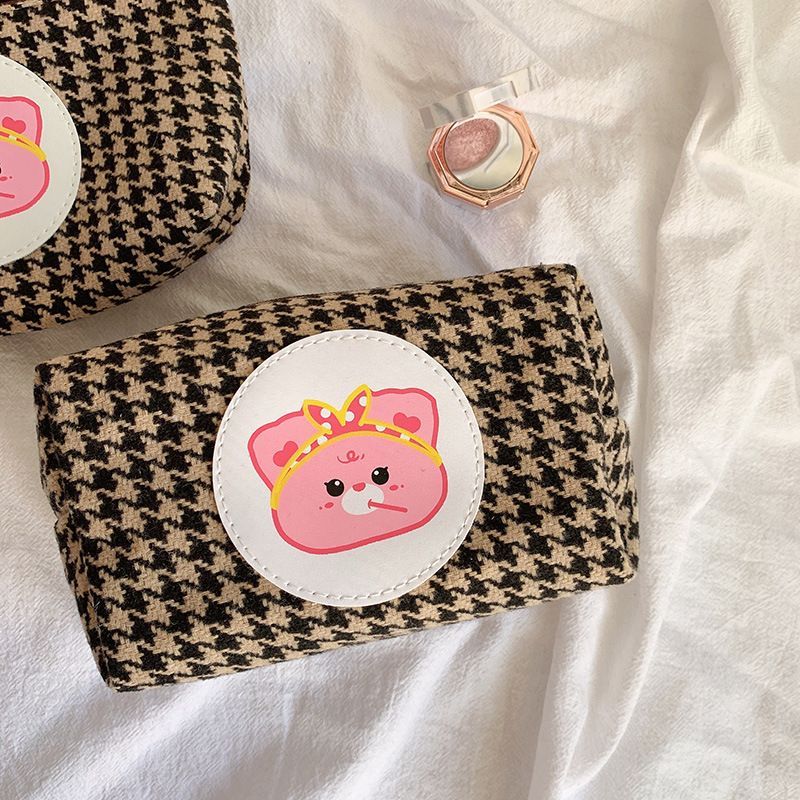 Ikiana - Bear Applique Pied-de-poule etui / make-up tas