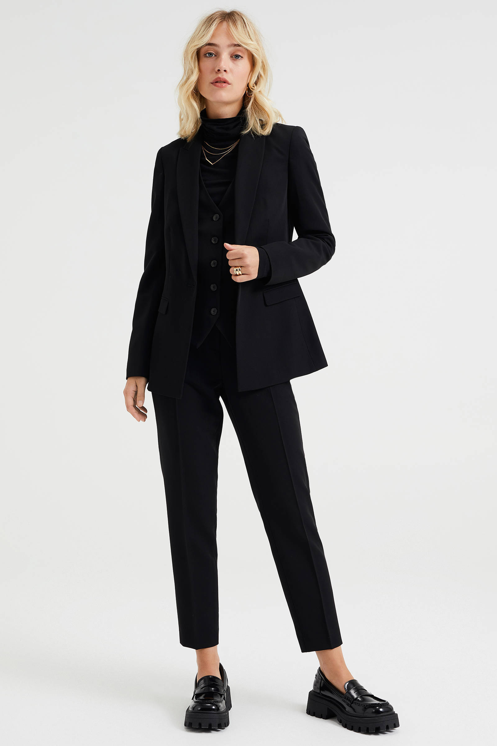 WE Fashion getailleerde blazer zwart