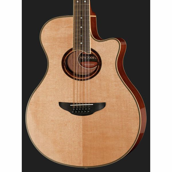 Yamaha APX700II-12 NT
