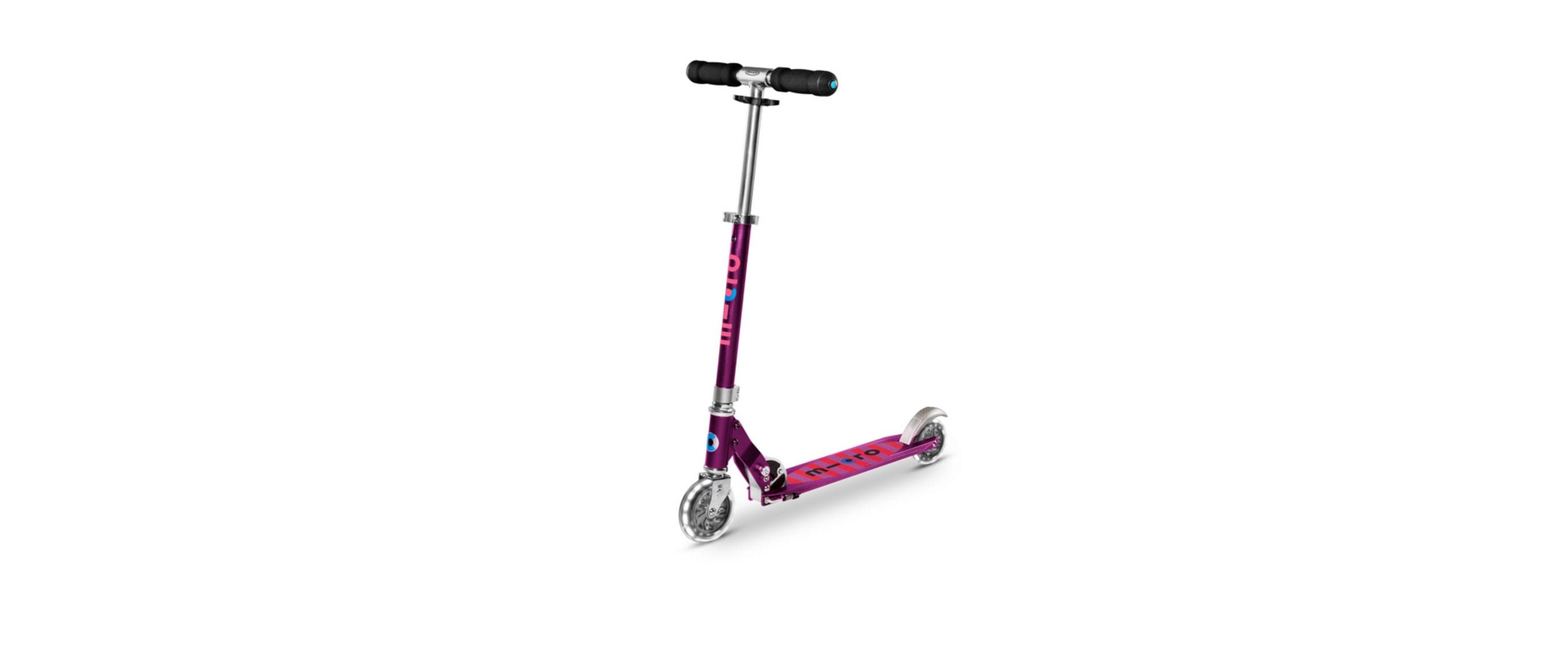 Kickboard Sprite LED Purple Stripe<br>Der Klassiker unter den Scootern und absolutes Leichtgewicht – ideal für Kinder und Teenager