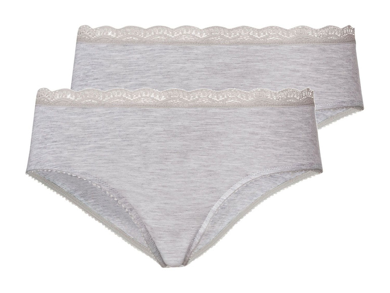2 dames-hipsters, met grondstofbesparende TENCEL™ Modal