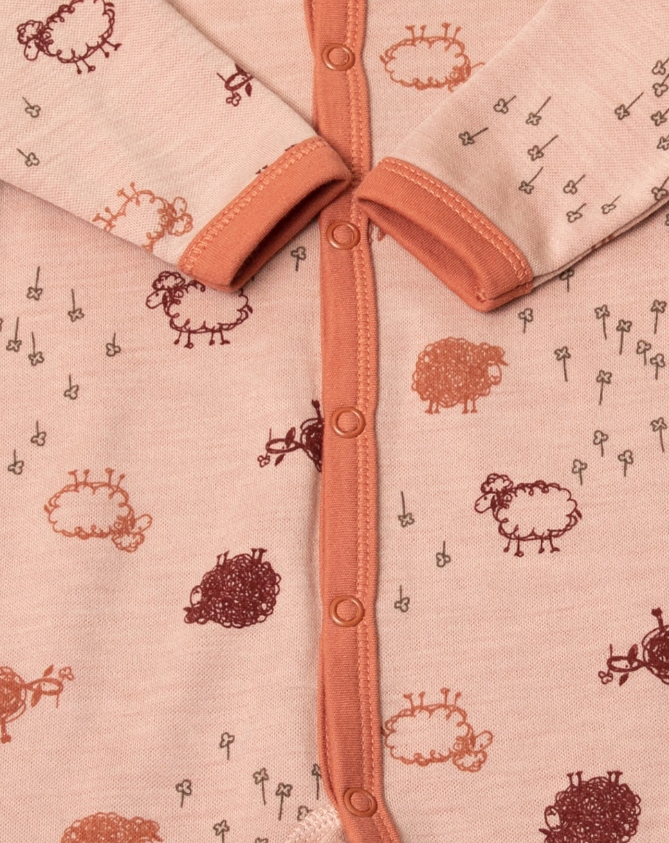 Strampler 4039 SHEEP AOP ohne Fuß in peach