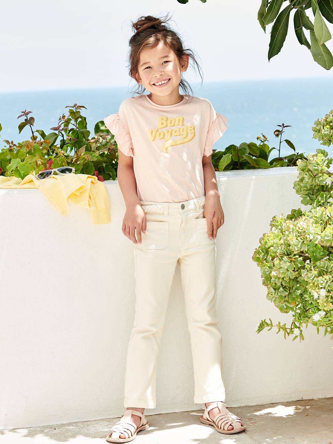 Calça boca de sino com cinto trançado elegante para meninas, cor cru