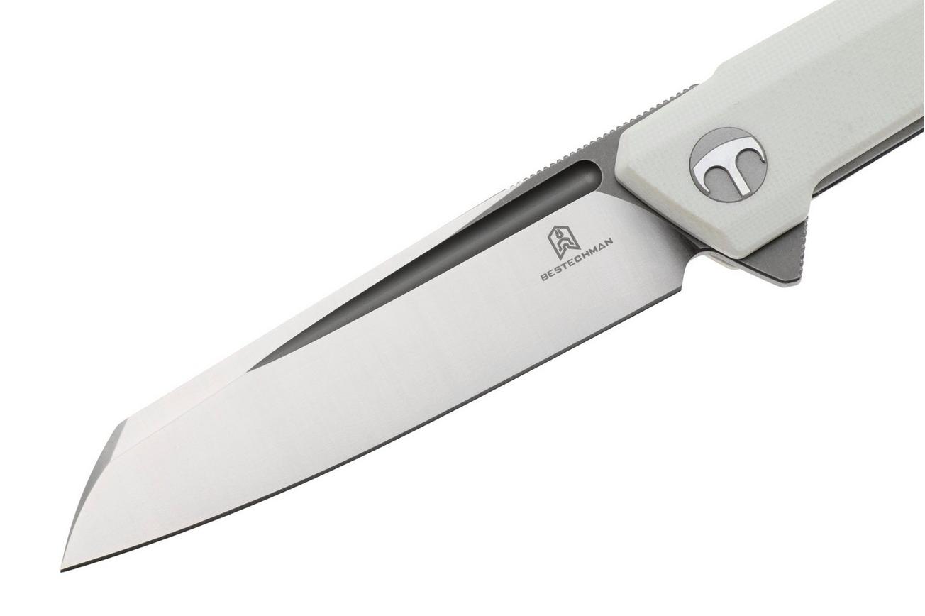 Bestechman Dundee Sheepsfoot BMK09C Satin D2, White G10, zakmes