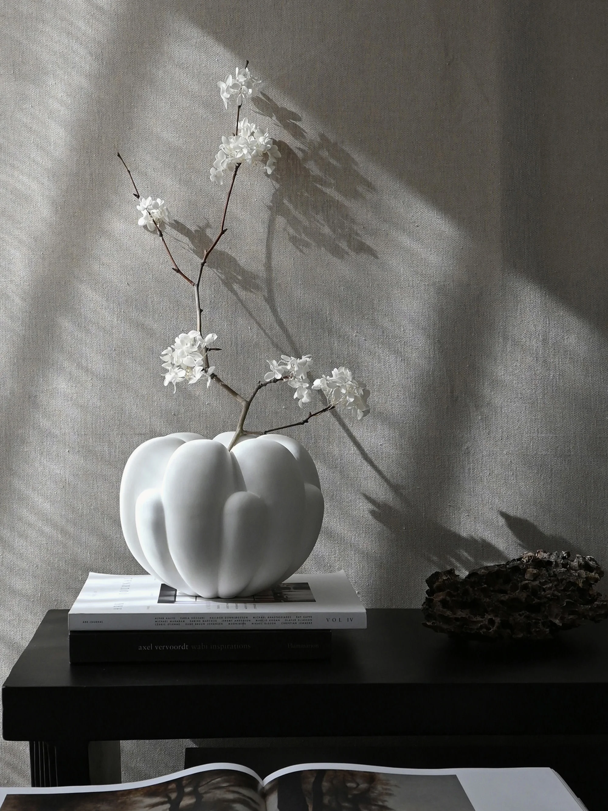 Handgemaakte vaas Bloom, H 18 cm
