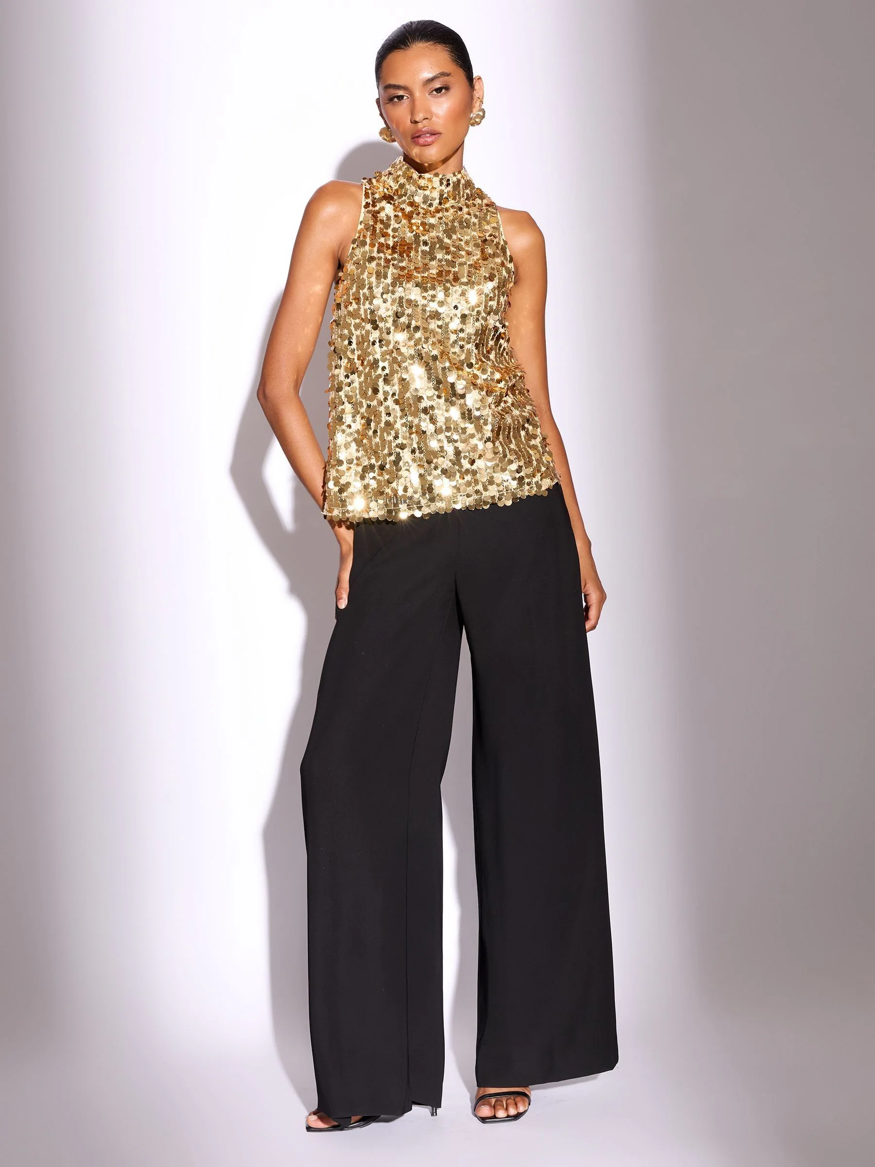 Goudkleurig met lovertjes - Lipsy - Top met halterhals