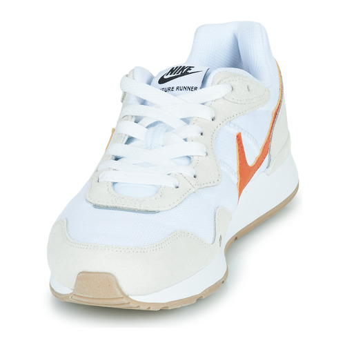 Nike - NIKE VENTURE RUNNER - Blanc
