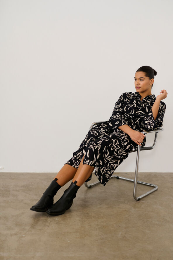 Kaffe Curve KCflora Shirt Dress Black/sand painted flower