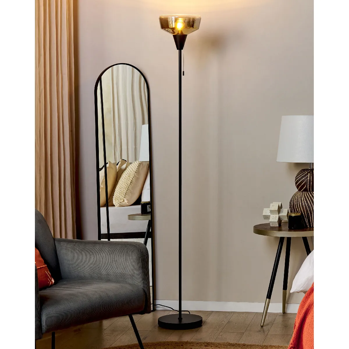 Beliani Lampadaire TALPARO - Métal Doré