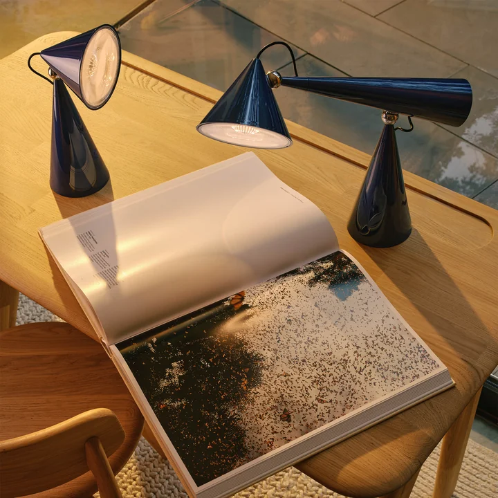 Tom Dixon - Pose LED Tischleuchte mit Akku, indigo