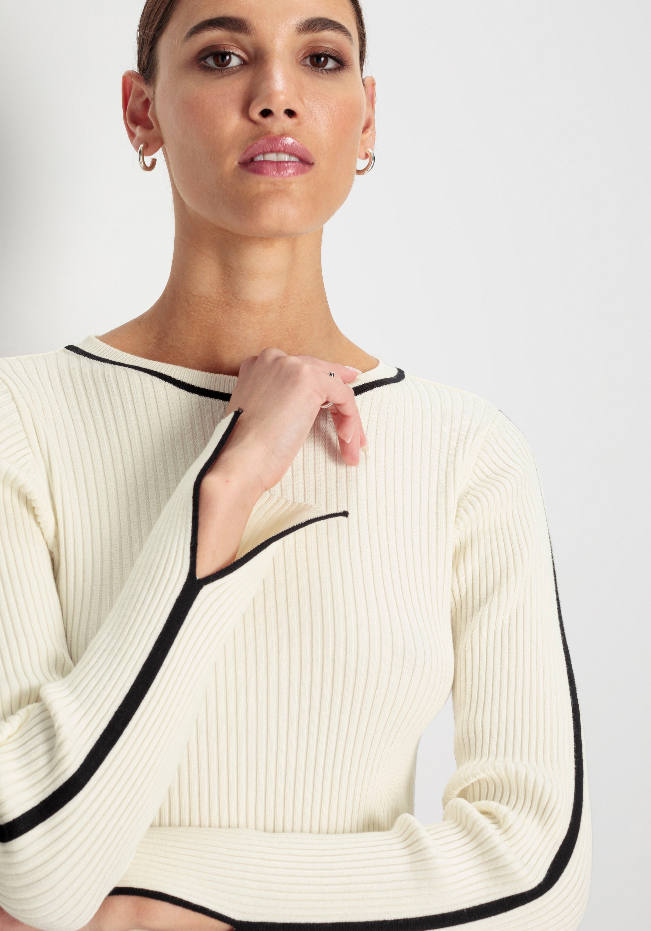 HECHTER PARIS Strickpullover , mit Kontrastdetails