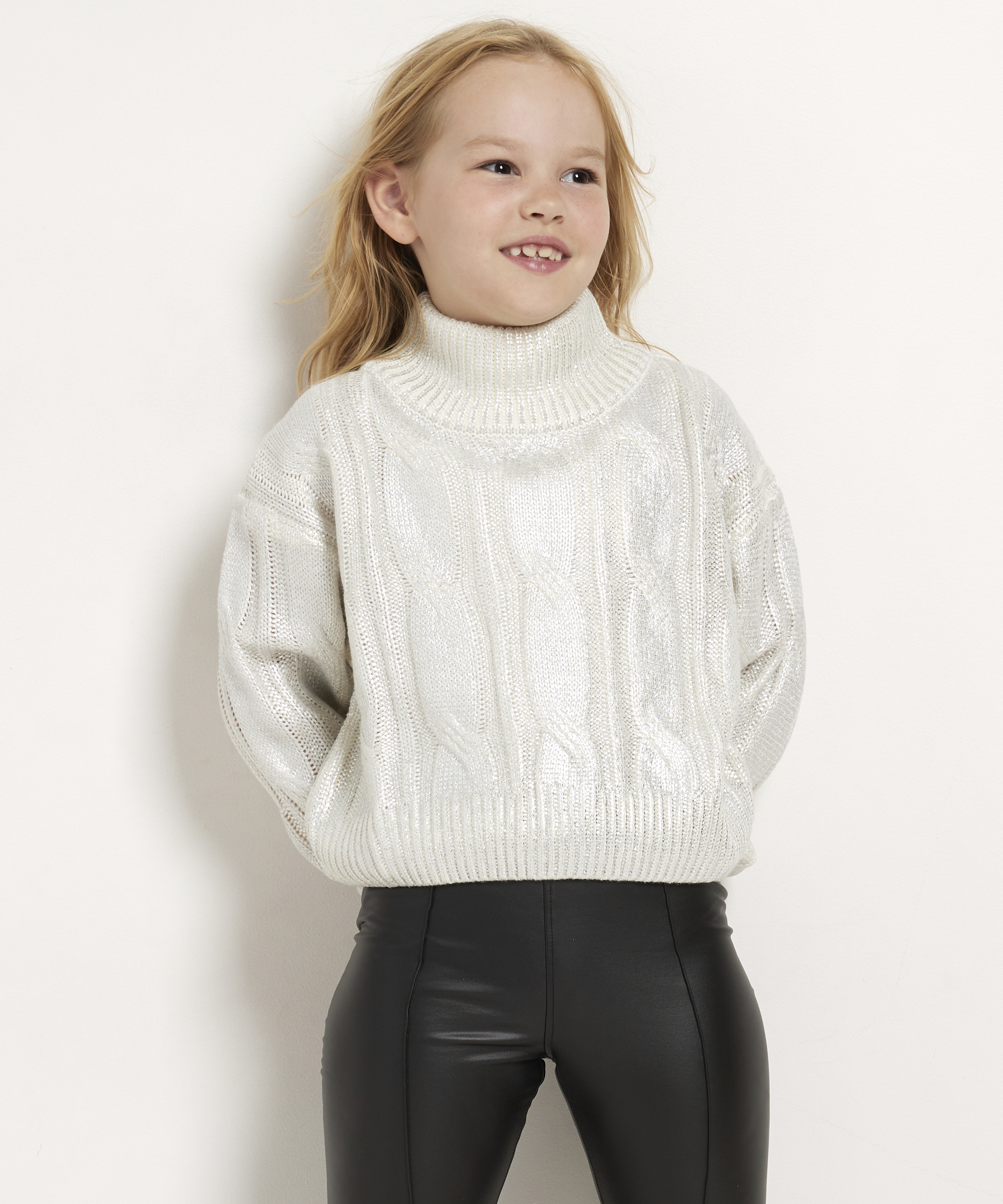 witte trui met glanscoating