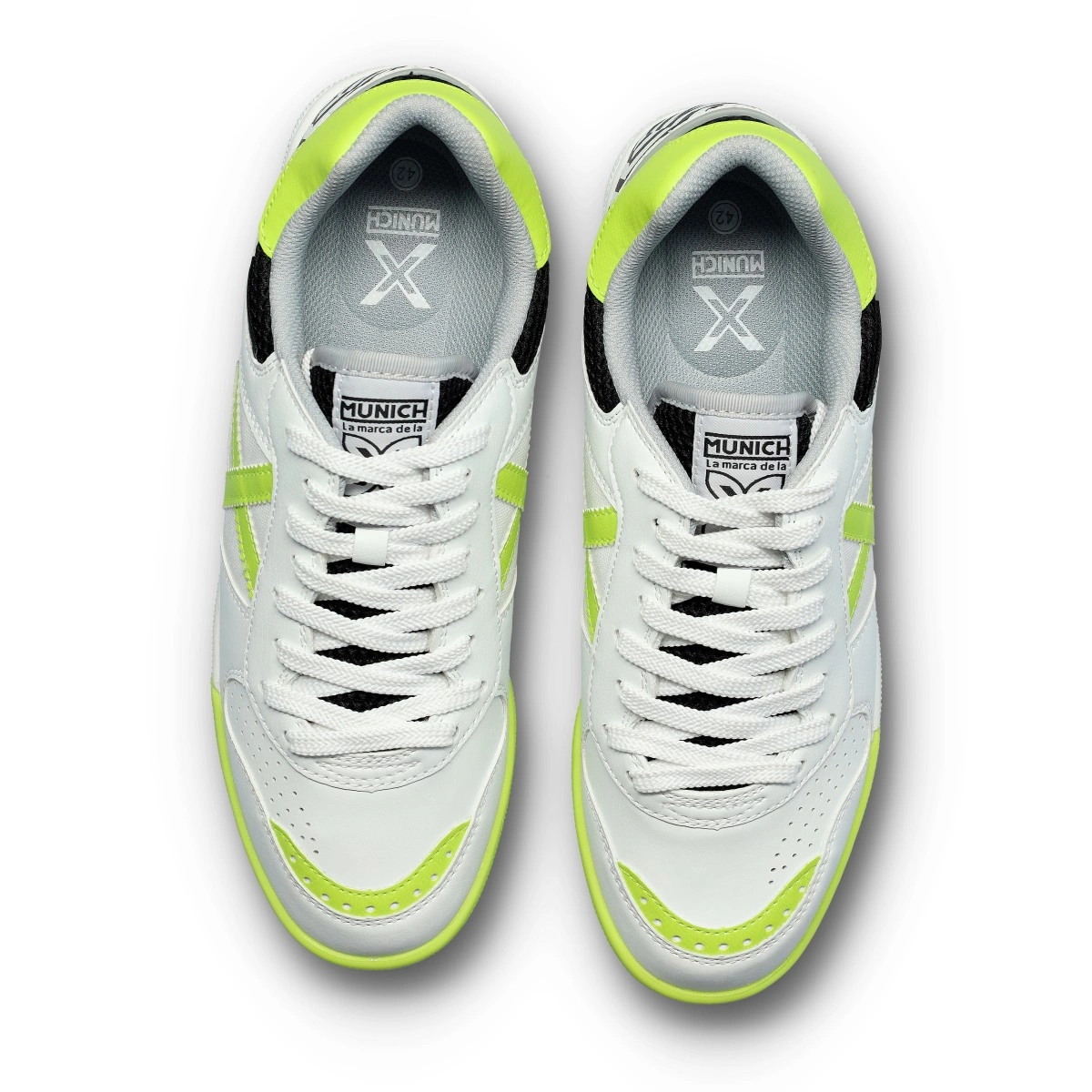 Sapatilha futsal Munich Continental V2