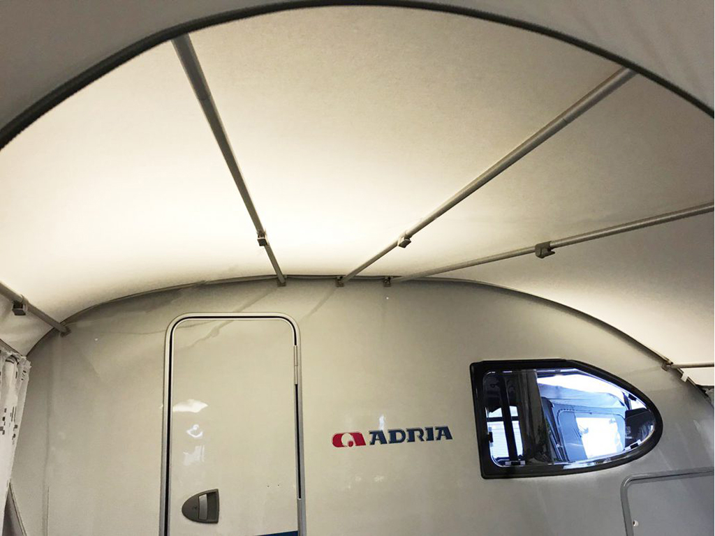 Walker Action 361 voortent - Adria Action 361