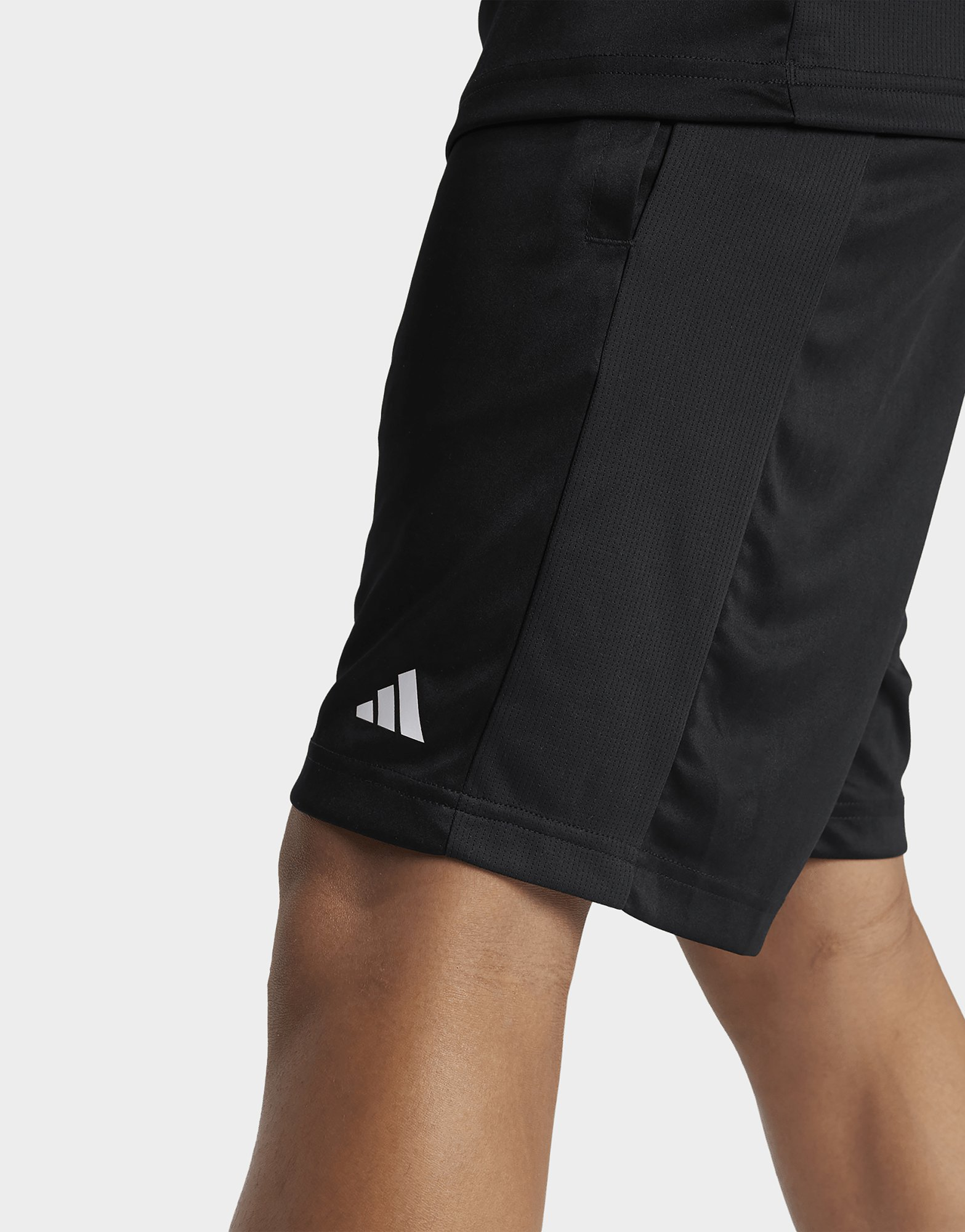 adidas Short à logo coupe standard Train Essentials Enfants