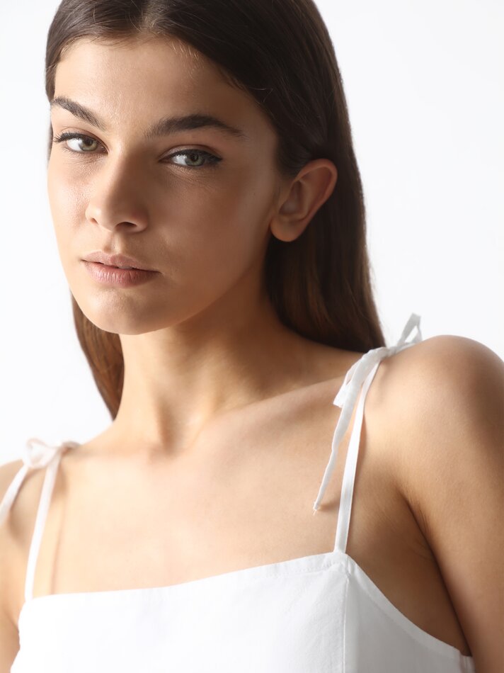 Vestido midi com alças de amarrar - Branco