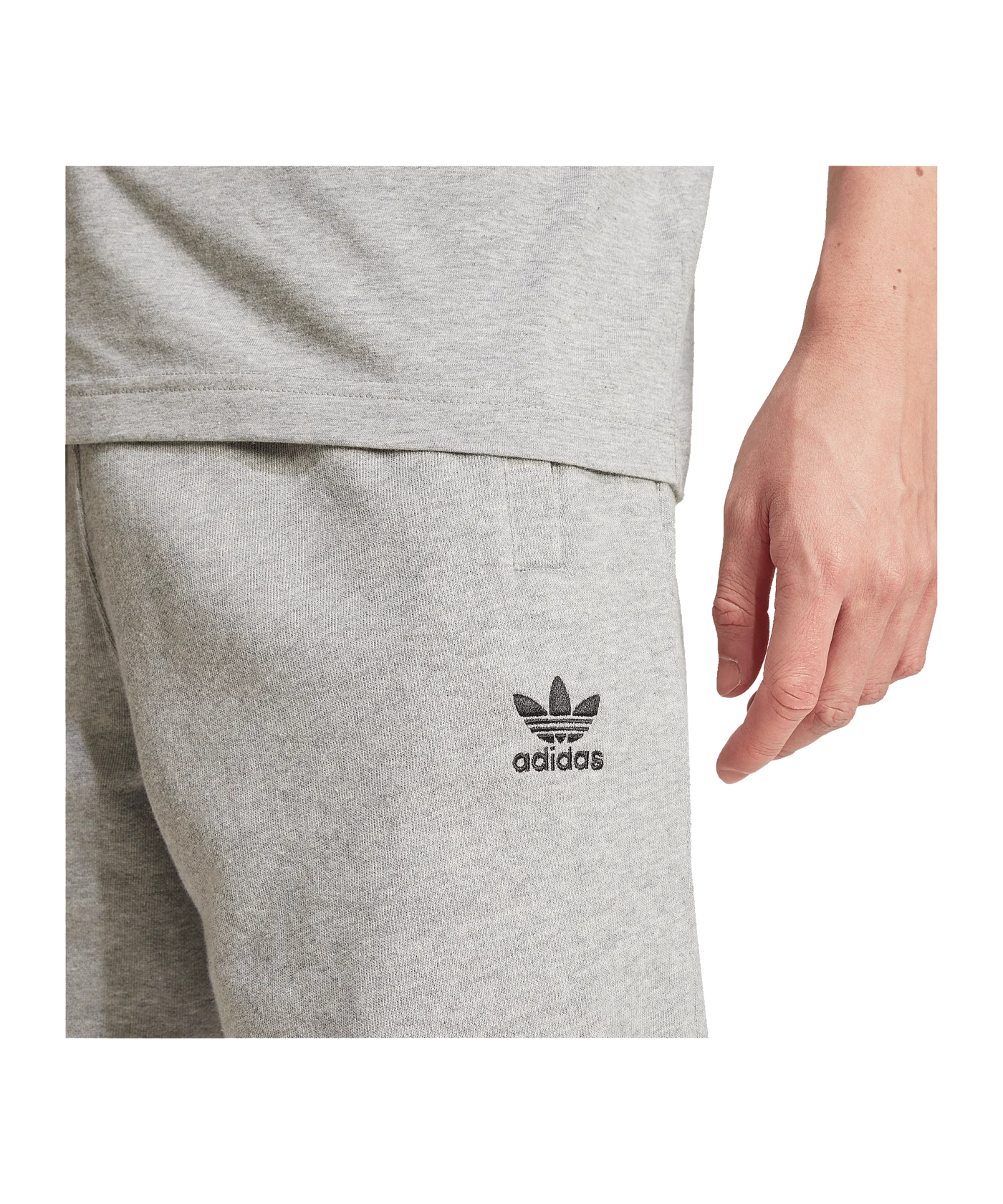 adidas Originals Essential Short Grau
