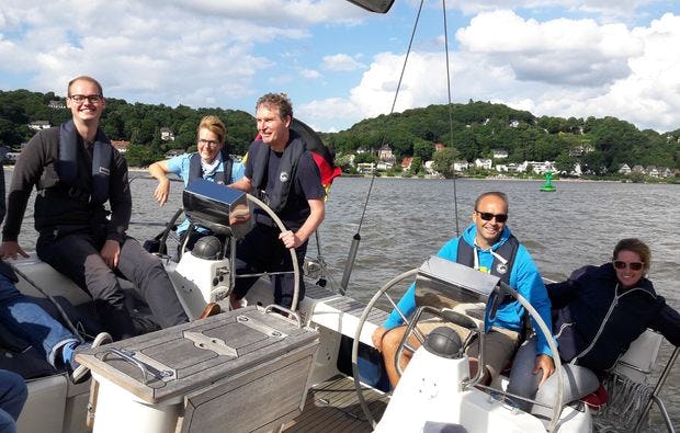 Segeln für zwei in Hamburg