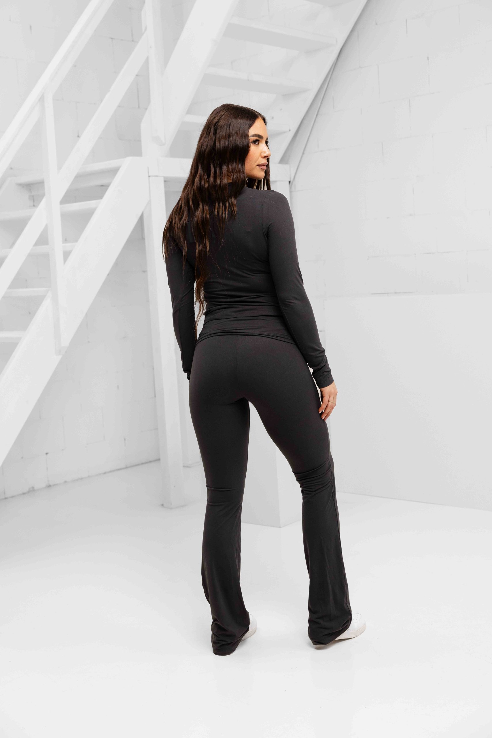 Unique The Label Nena Longsleeve Dames Donkergrijs