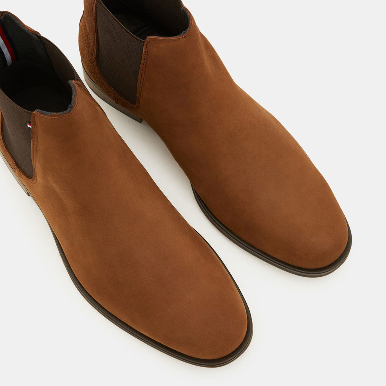 Tommy Hilfiger Chelsea boots en Velours de Cuir Signature marron