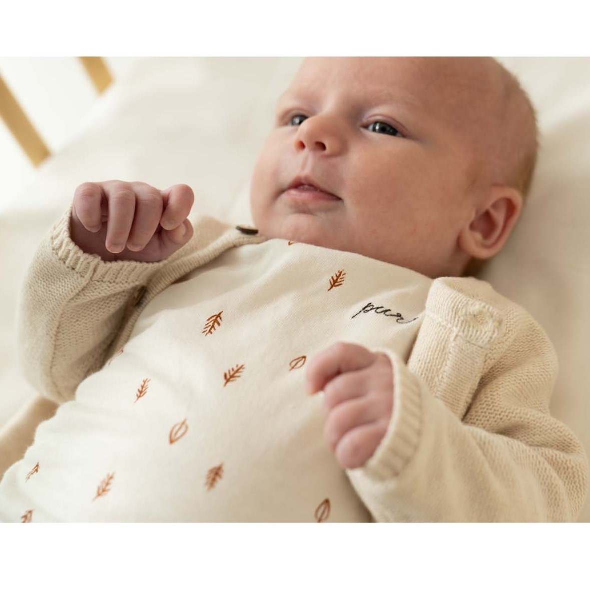 Prénatal newbon vest + shirt+ broek+slof